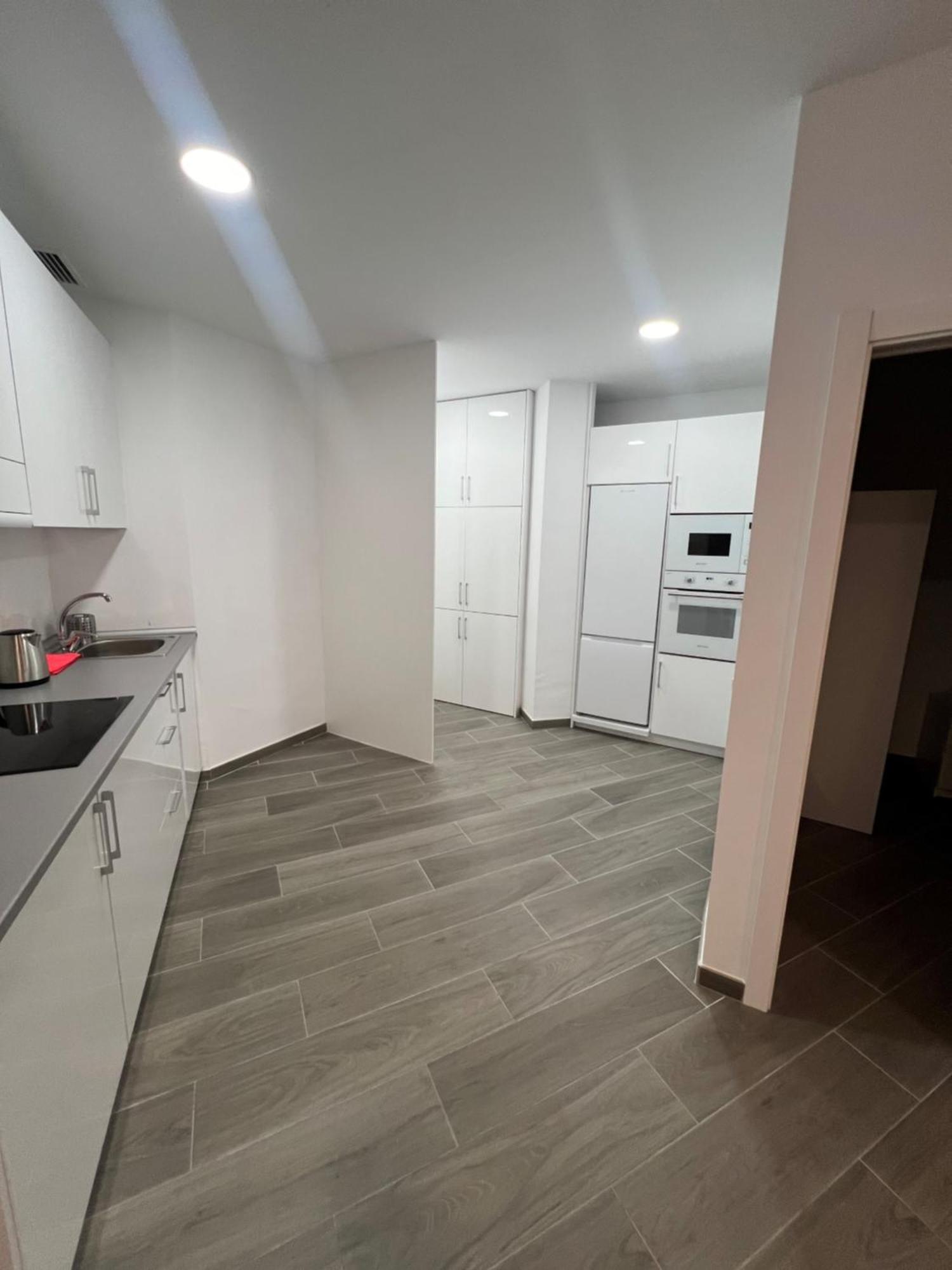 Apartamentos Montalvo Metropolis D Torremolinos Luaran gambar